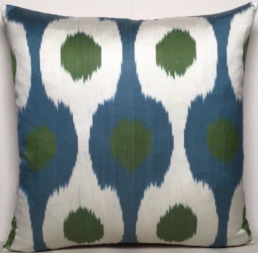 Ikat Pillow ( 40 X 40 Cm )