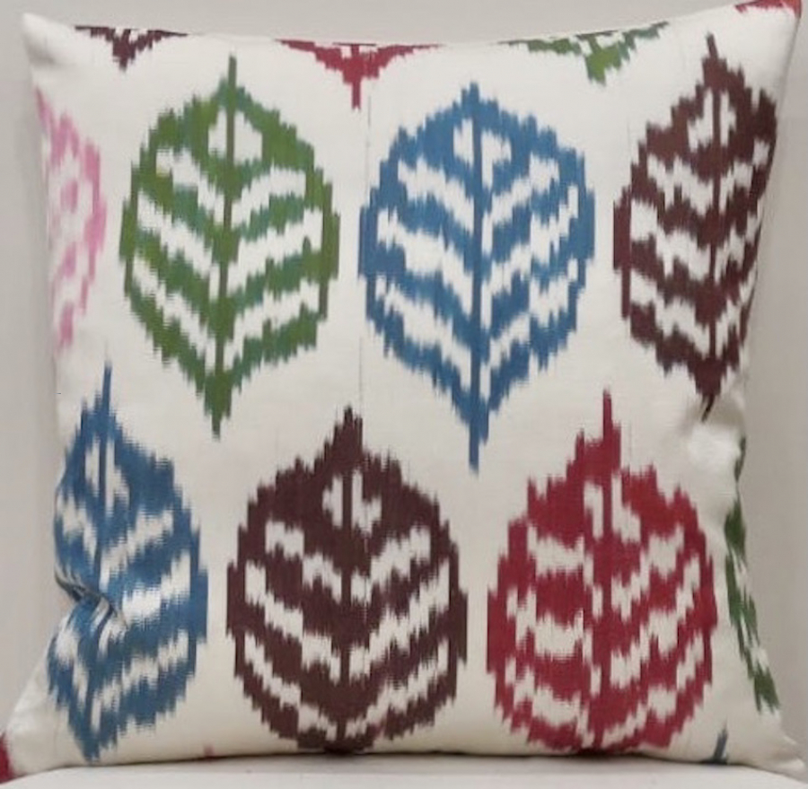 Ikat Pillow ( 40 X 40 Cm )