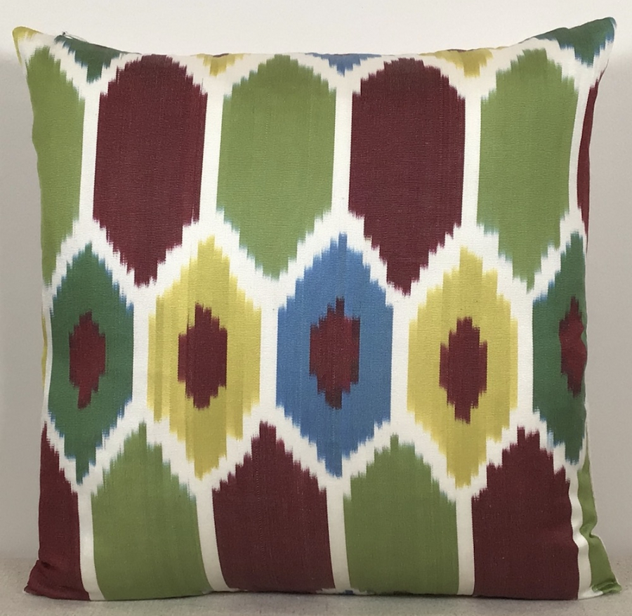 Ikat Pillow ( 40 X 40 Cm )