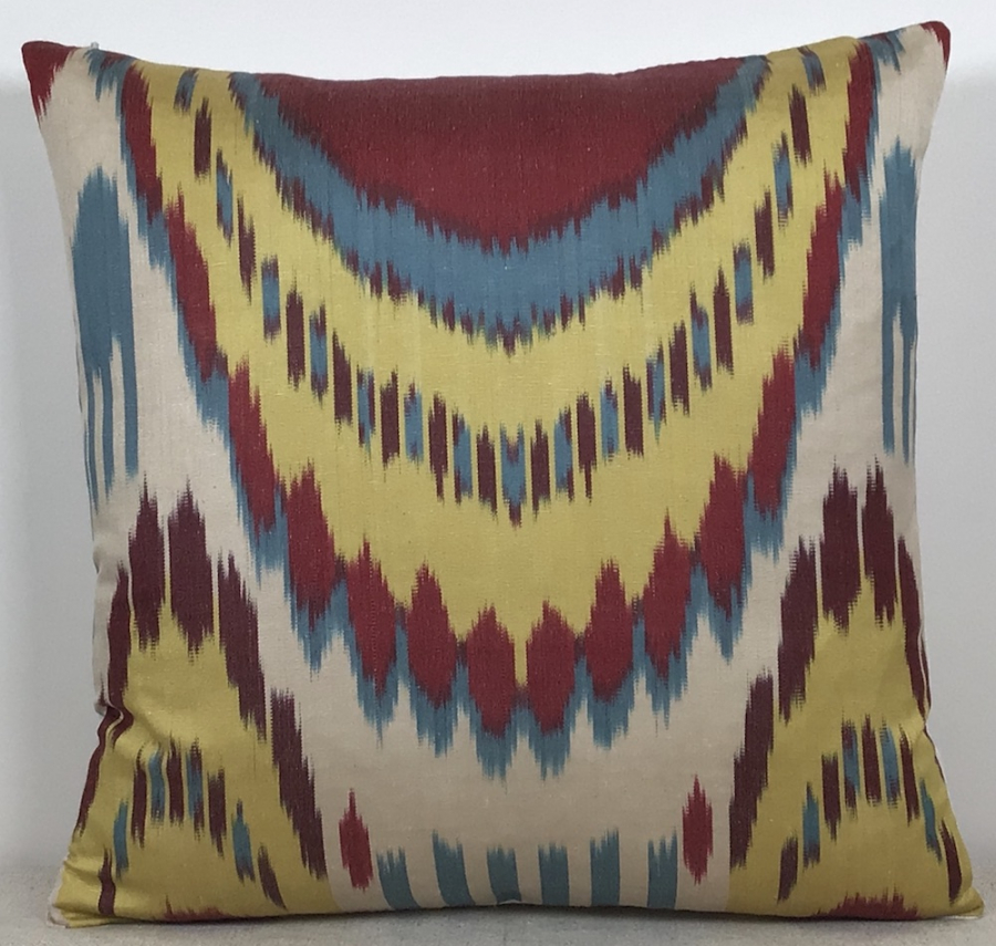 Ikat Pillow ( 40 X 40 Cm )