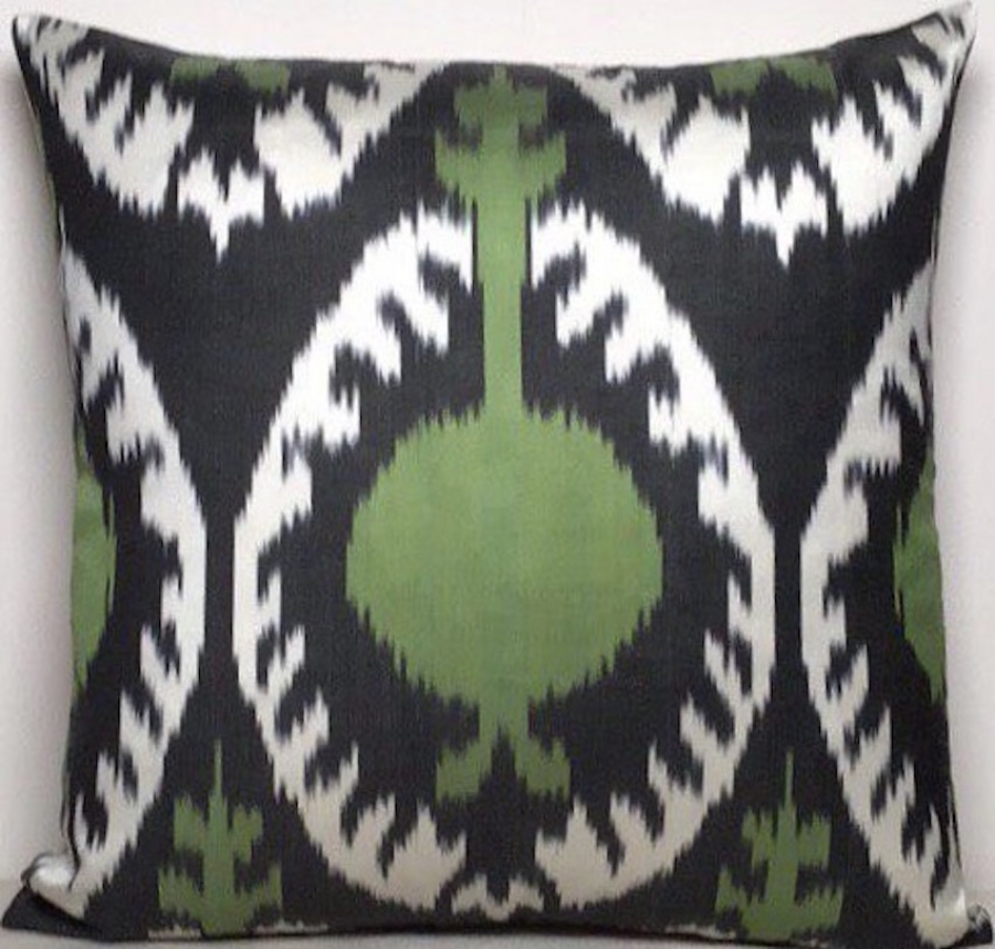 Ikat Pillow ( 40 X 40 Cm )