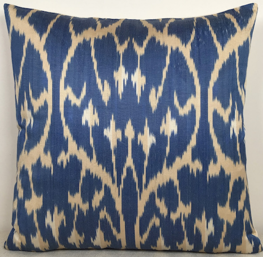 Ikat Pillow ( 40 X 40 Cm )