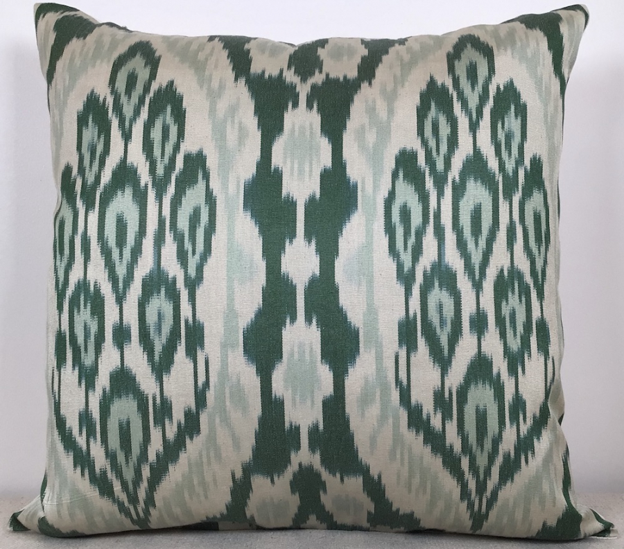 Ikat Pillow ( 40 X 40 Cm )