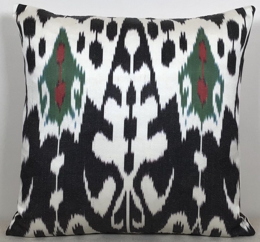 Ikat Pillow ( 40 X 40 Cm )