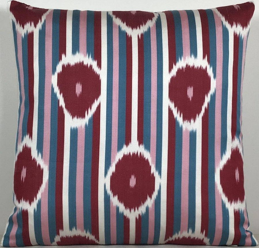 Ikat Pillow ( 40 X 40 Cm )