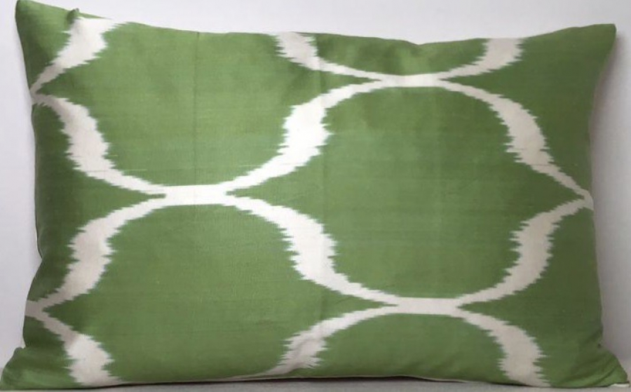 Ikat Pillow ( 40 X 60 Cm )