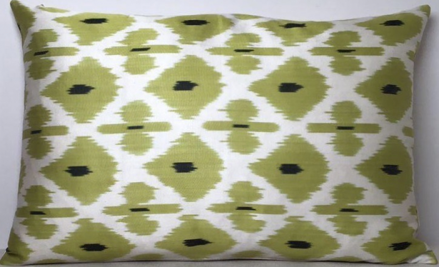 Ikat Pillow ( 40 X 60 Cm )