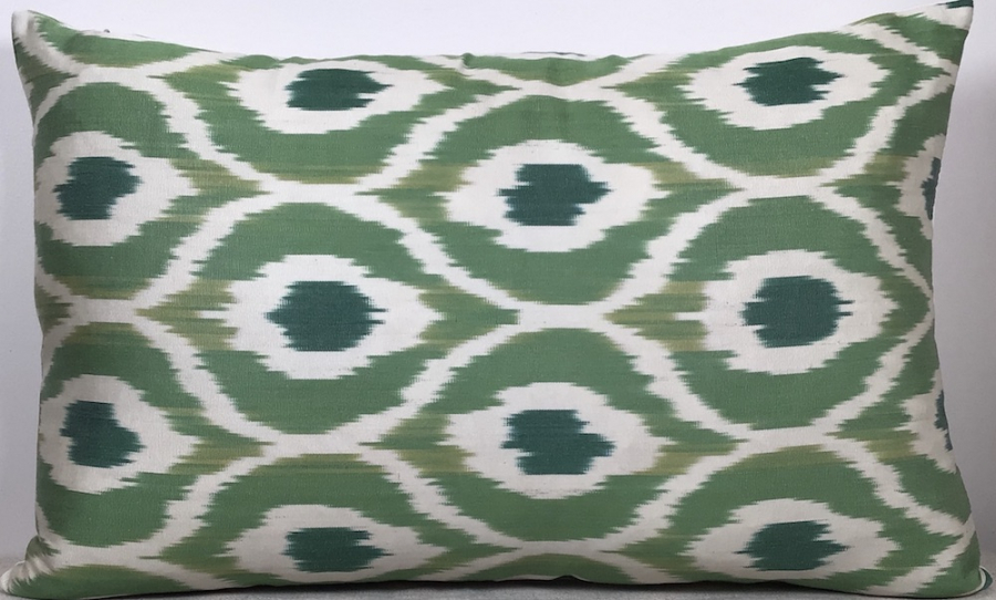 Ikat Pillow ( 40 X 60 Cm )