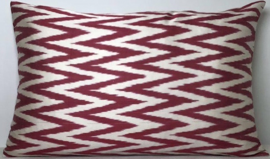 Ikat Pillow ( 40 X 60 Cm )