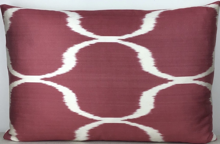 Ikat Pillow ( 40 X 60 Cm )