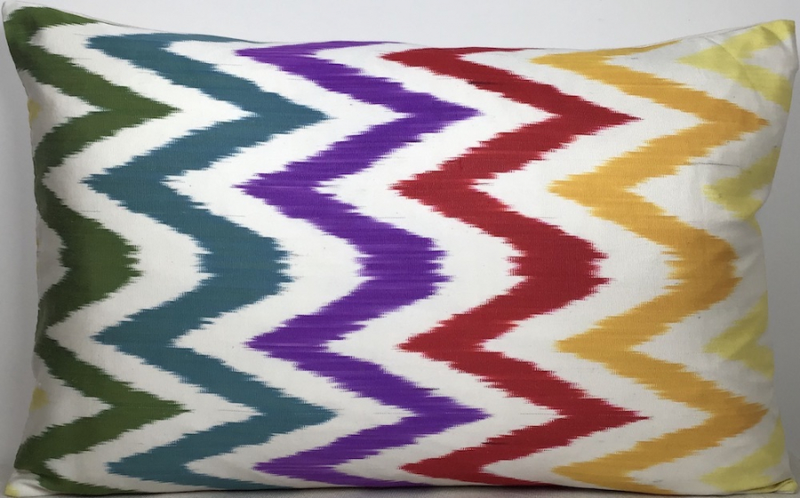 Ikat Pillow ( 40 X 60 Cm )