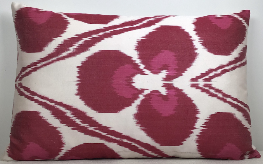 Ikat Pillow ( 40 X 60 Cm )