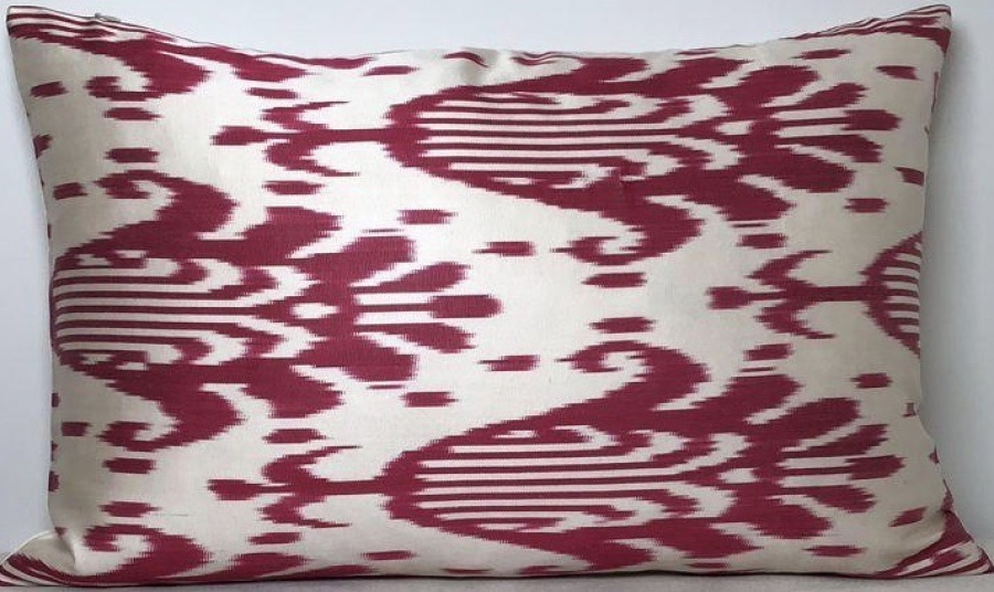 Ikat Pillow ( 40 X 60 Cm )