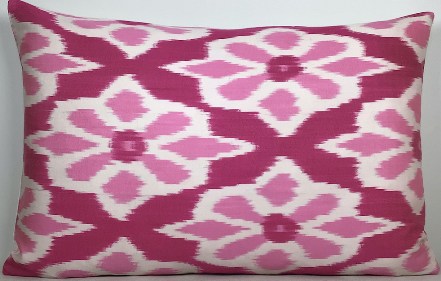 Ikat Pillow ( 40 X 60 Cm )