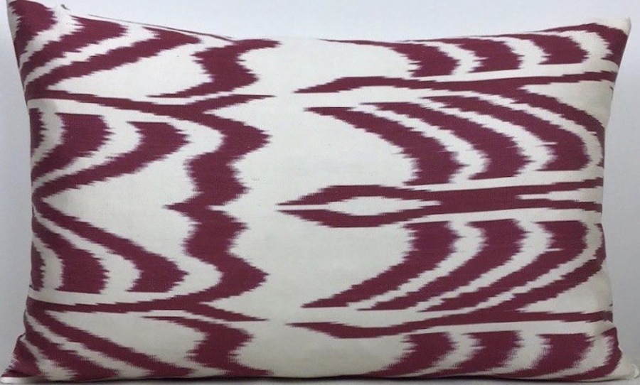 Ikat Pillow ( 40 X 60 Cm )