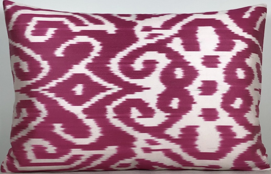 Ikat Pillow ( 40 X 60 Cm )