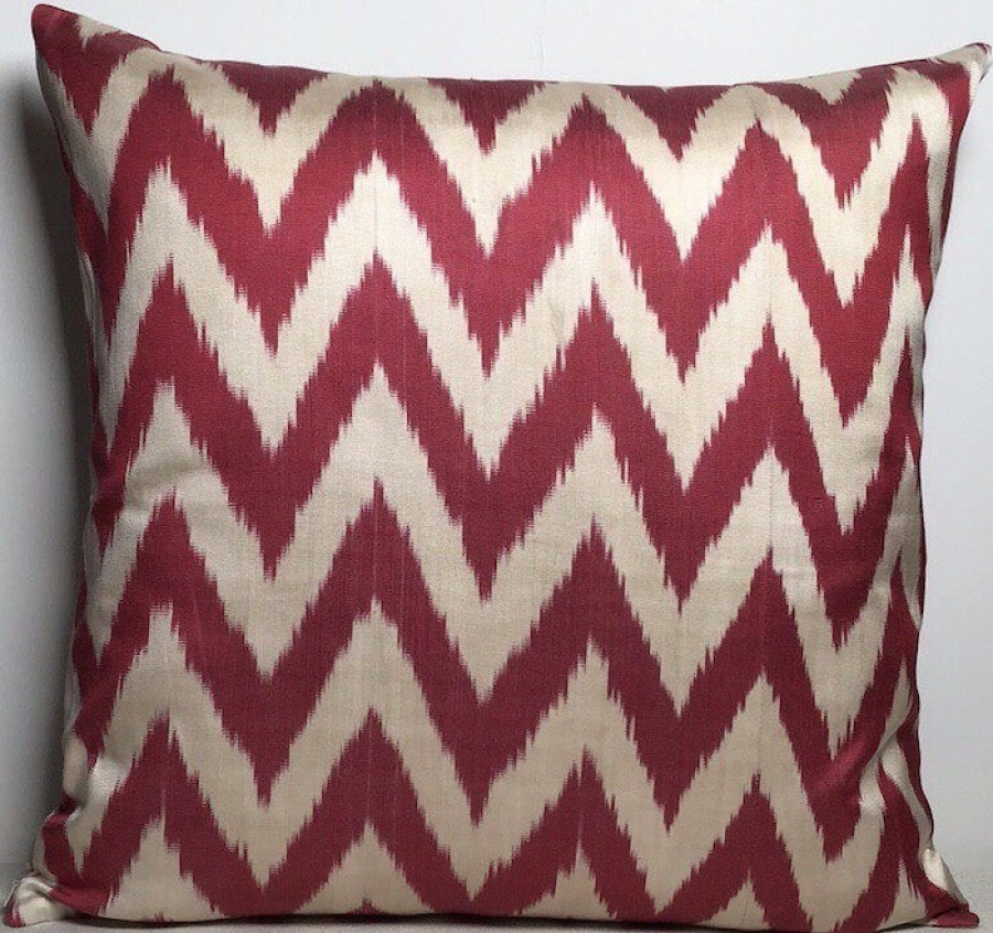 Ikat Pillow ( 50 X 50 Cm )