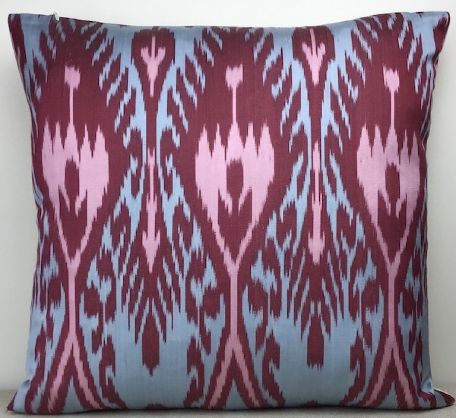 Ikat Pillow ( 50 X 50 Cm )