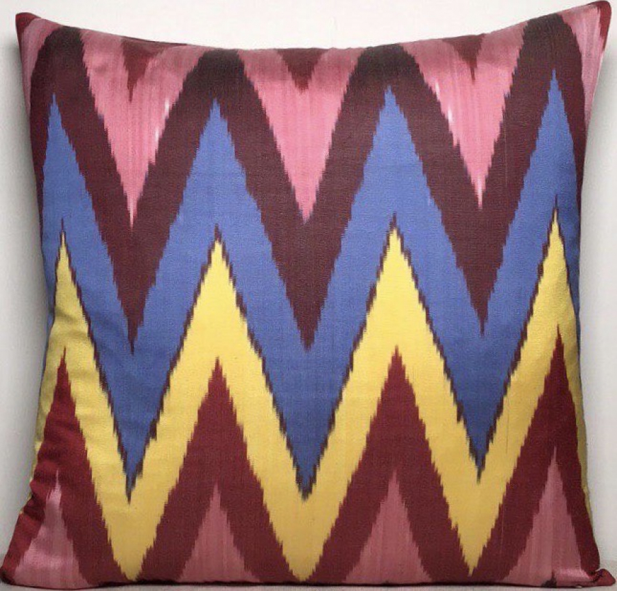 Ikat Pillow ( 50 X 50 Cm )