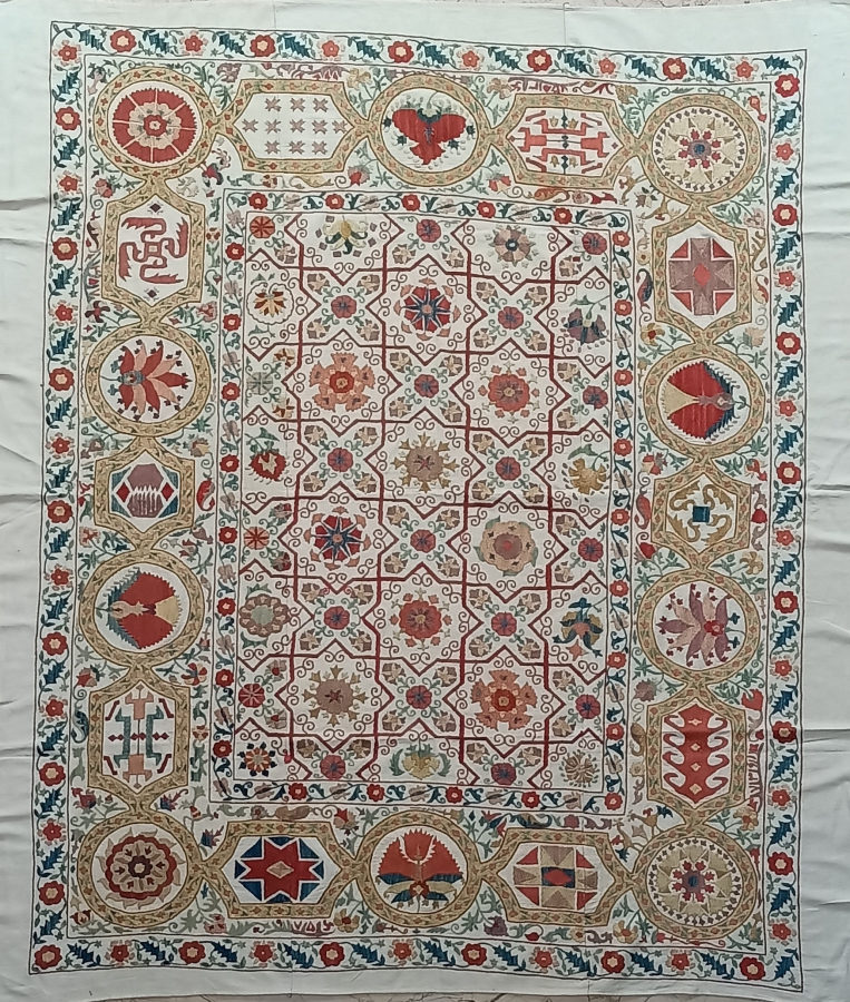 Suzani Table Cover ( 140 X 170 Cm )