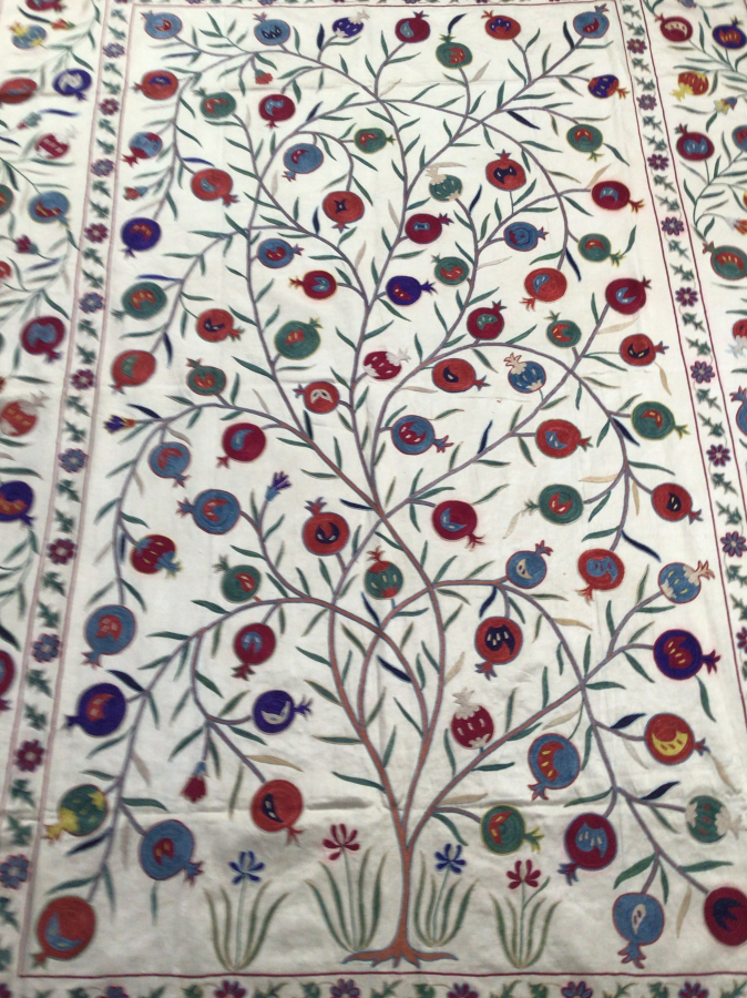 thumbSuzani Table Cover ( 140 X 210 Cm )