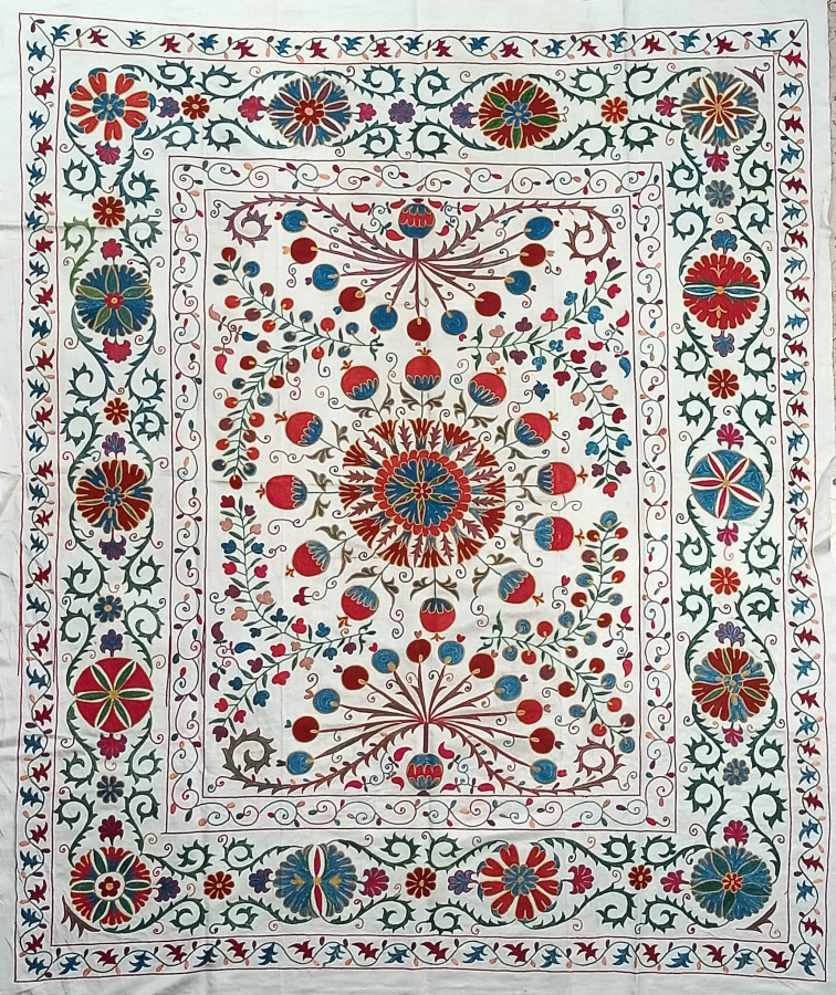 Suzani Table Cover ( 150 X 180 Cm )