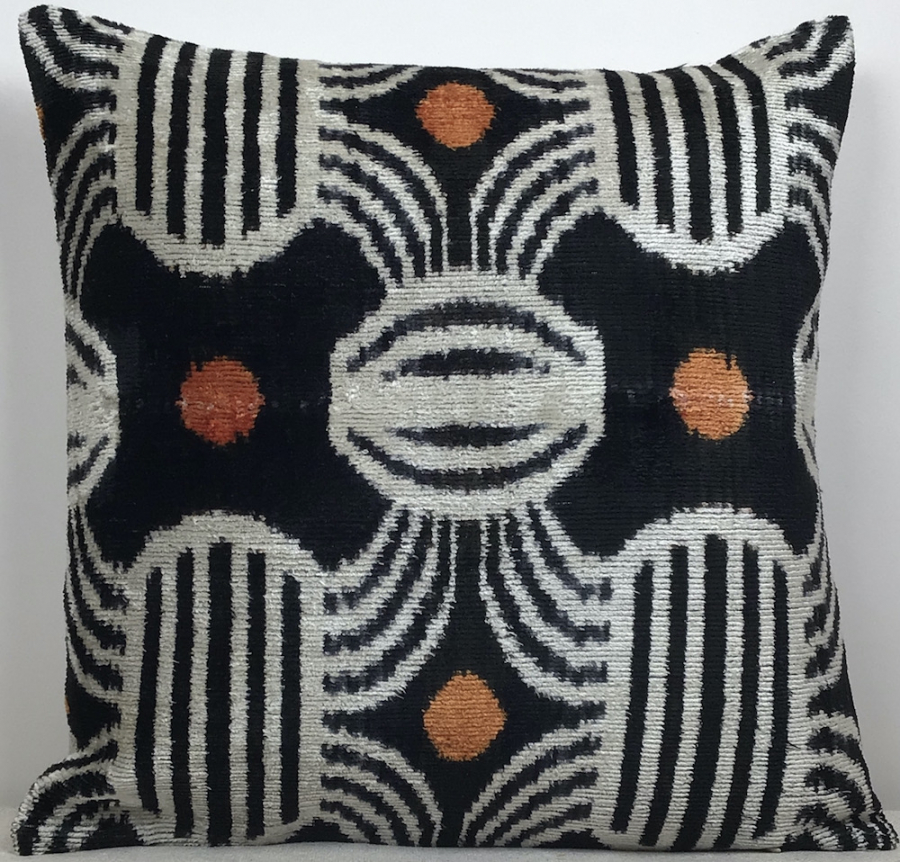 Velvet Pillow ( 40 X 40 Cm )