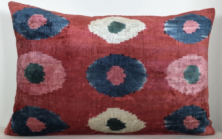 Velvet Pillow ( 40 X 60 Cm )