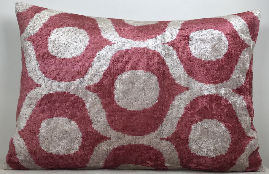 Velvet Pillow ( 40 X 60 Cm )