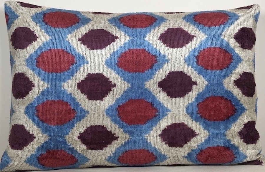 Velvet Pillow ( 40 X 60 Cm )