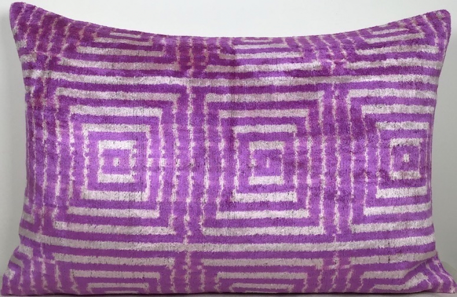 Velvet Pillow ( 40 X 60 Cm )