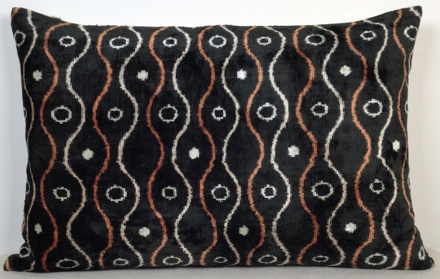 Velvet Pillow ( 40 X 60 Cm )