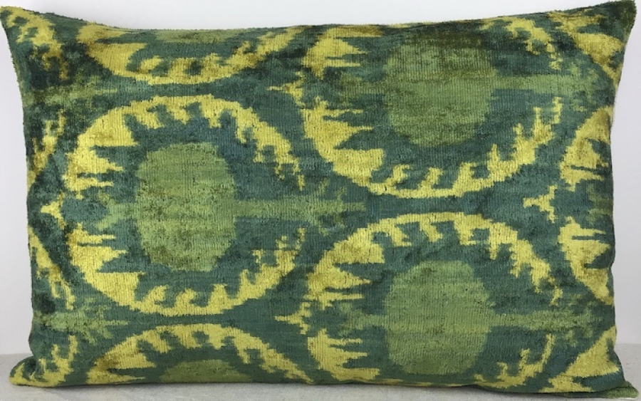 Velvet Pillow ( 40 X 60 Cm )