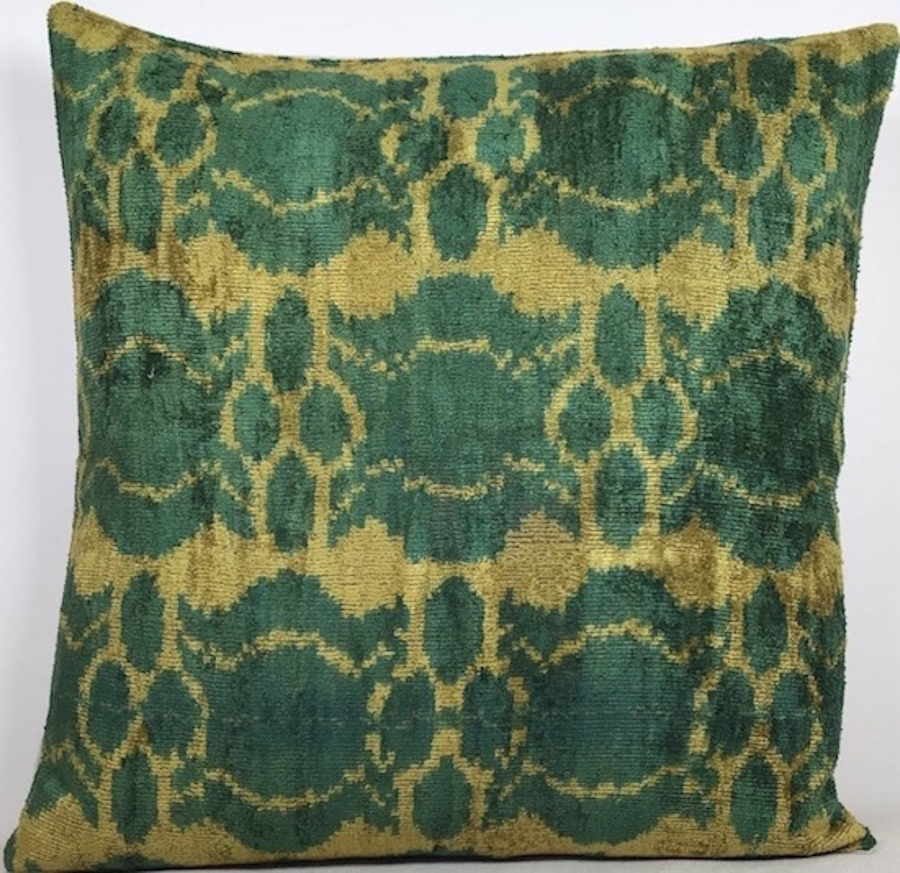 Velvet Pillow ( 50 X 50 Cm )