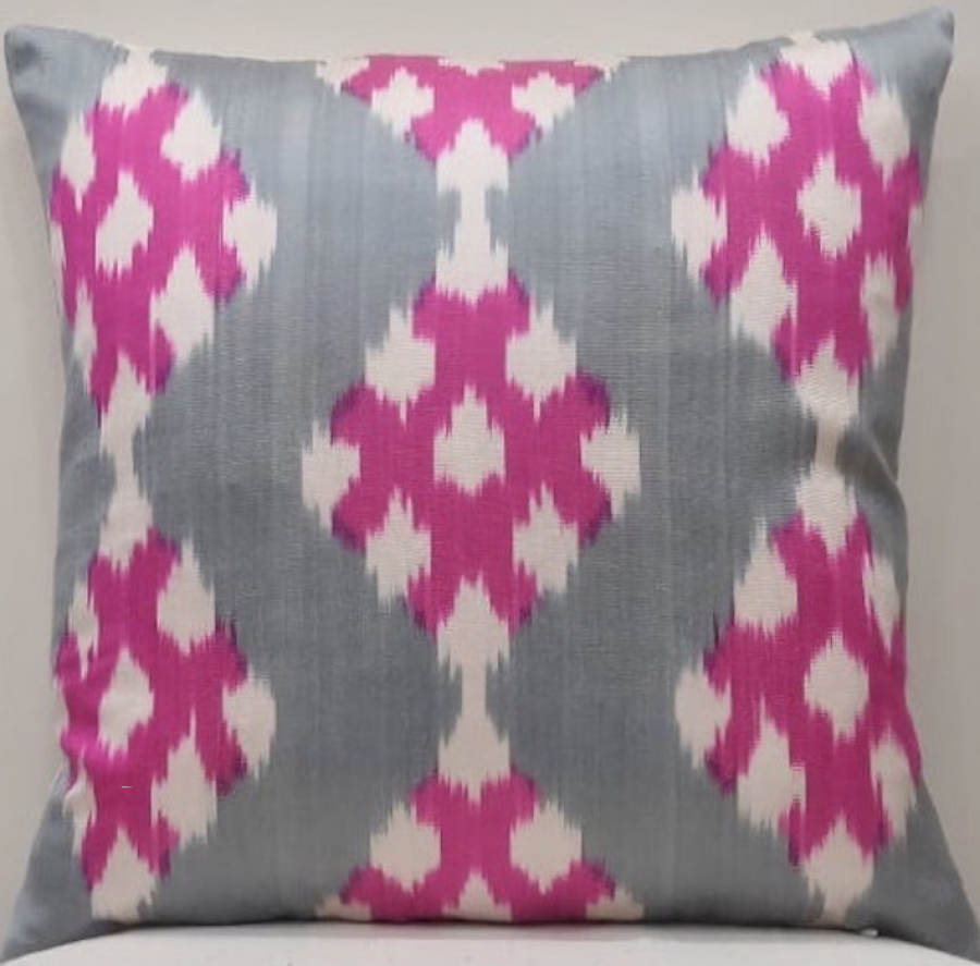 Ikat Pillow ( 40 X 40 Cm )