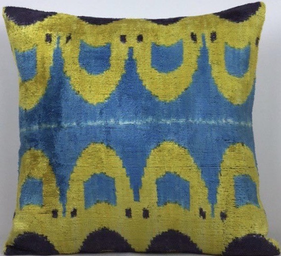 Velvet Pillow ( 40 X 40 Cm )