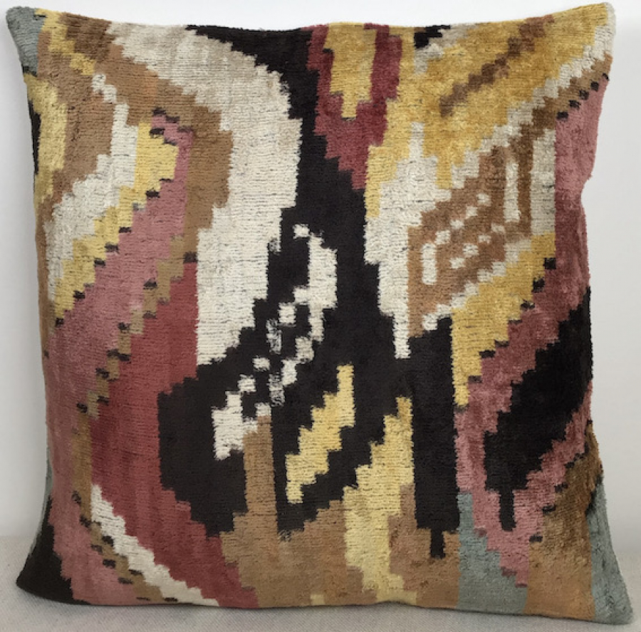 Velvet Pillow ( 40 X 40 Cm )