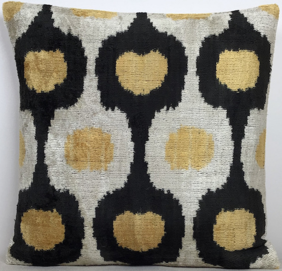 Velvet Pillow ( 40 X 40 Cm )