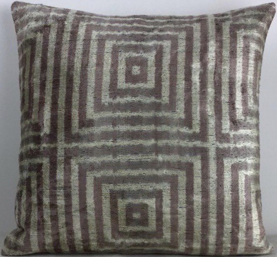 Velvet Pillow ( 40 X 40 Cm )