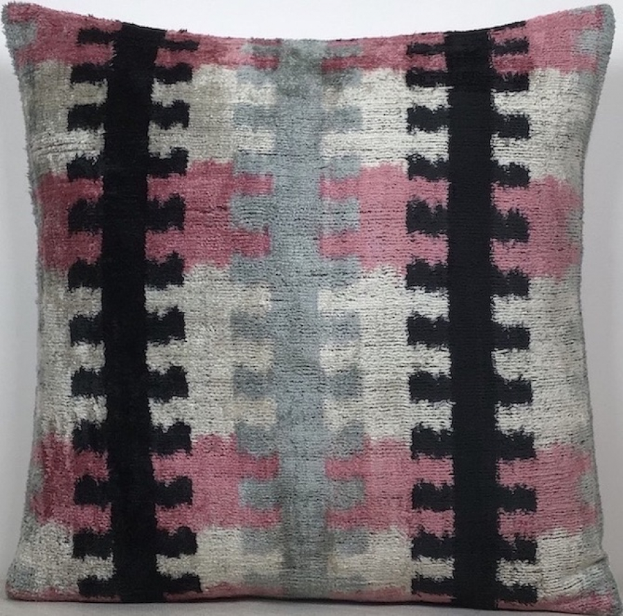 Velvet Pillow ( 40 X 40 Cm )