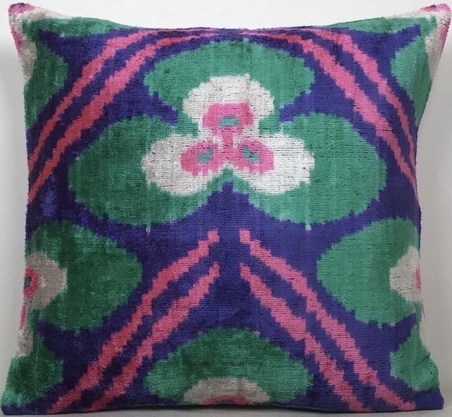 Velvet Pillow ( 40 X 40 Cm )