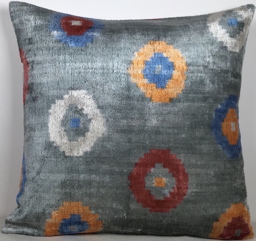 Velvet Pillow ( 50 X 50 Cm )