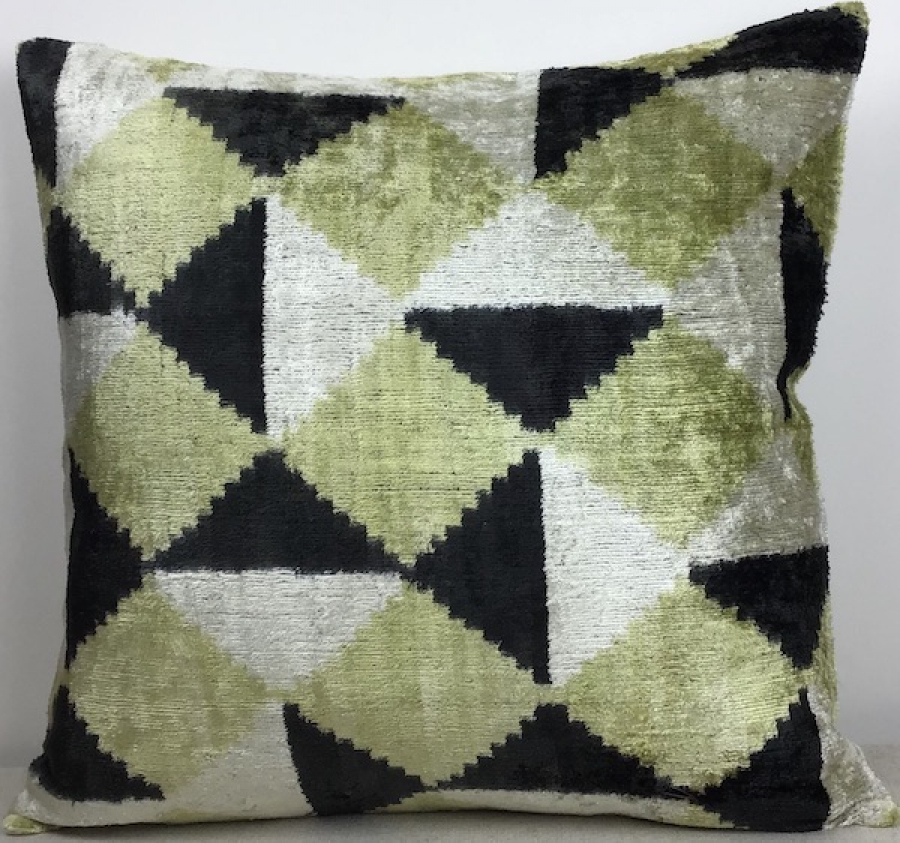 Velvet Pillow ( 50 X 50 Cm )