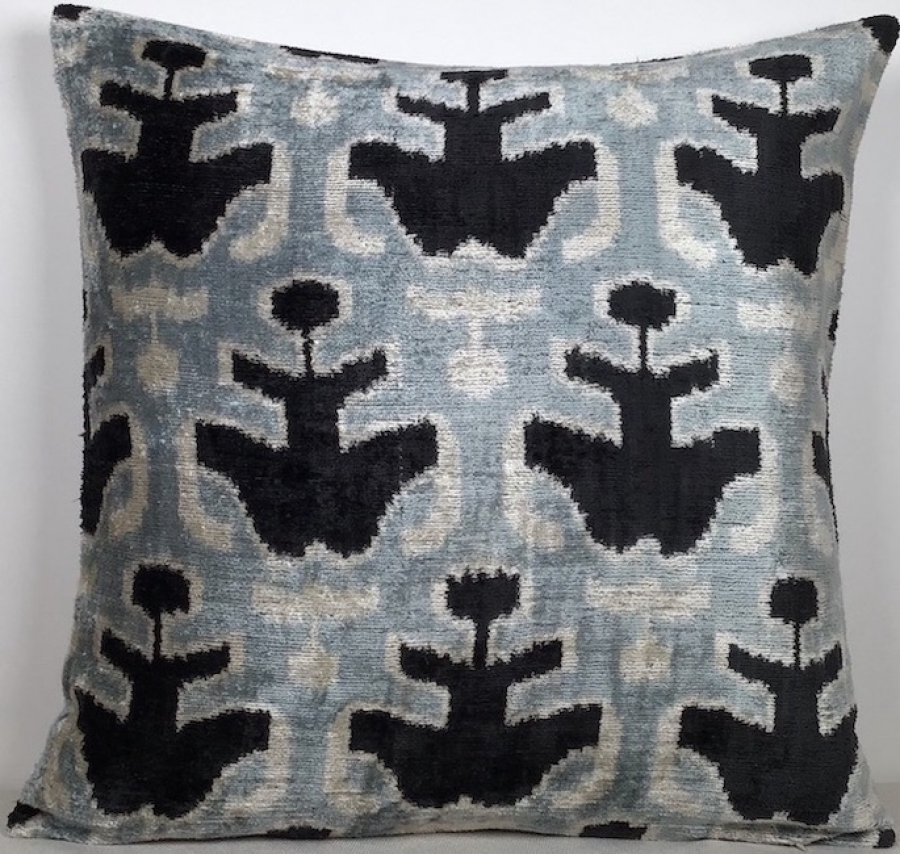 Velvet Pillow ( 50 X 50 Cm )