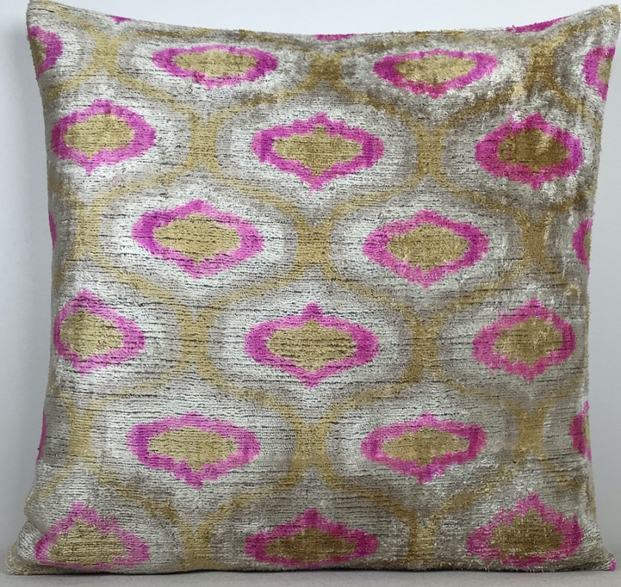 Velvet Pillow ( 50 X 50 Cm )